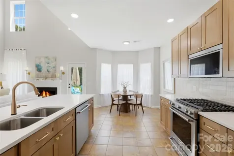 2020 White Cedar Lane Waxhaw NC 28173