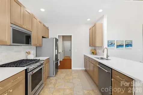 2020 White Cedar Lane Waxhaw NC 28173