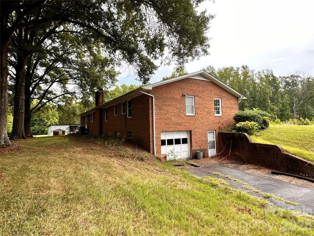 129 Woodvale Drive Mocksville NC 27028