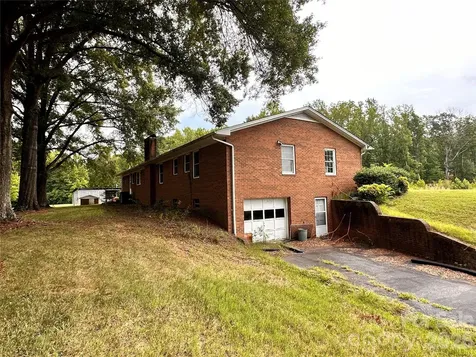 129 Woodvale Drive Mocksville NC 27028