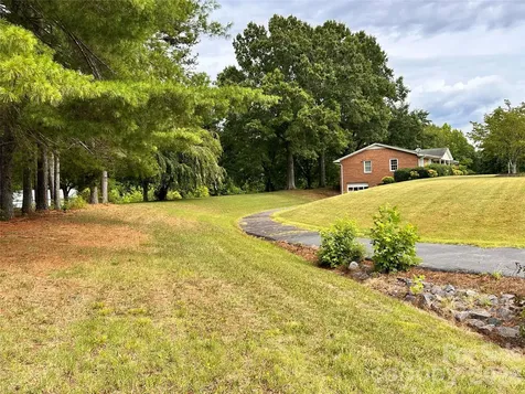 129 Woodvale Drive Mocksville NC 27028