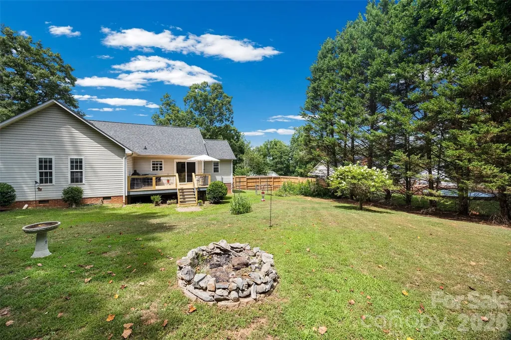 1208 Courtney Cove Court Gastonia NC 28052