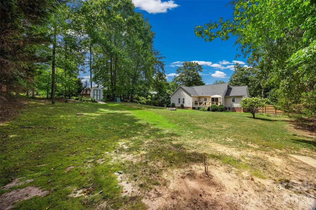 1208 Courtney Cove Court Gastonia NC 28052