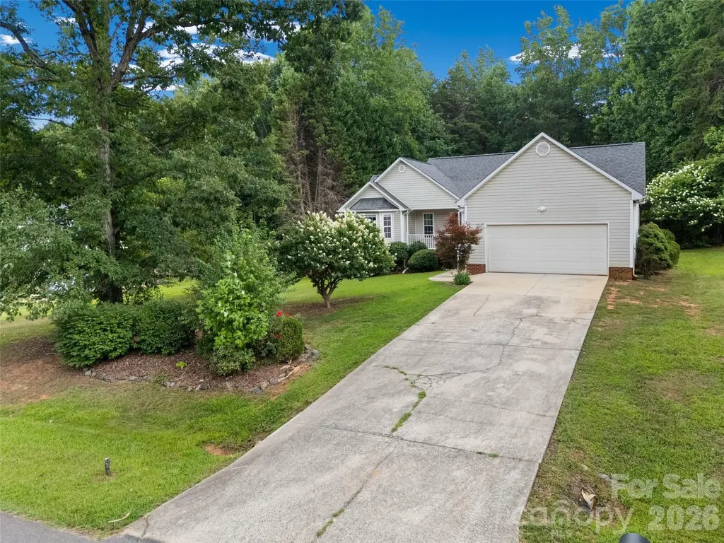 1208 Courtney Cove Court Gastonia NC 28052