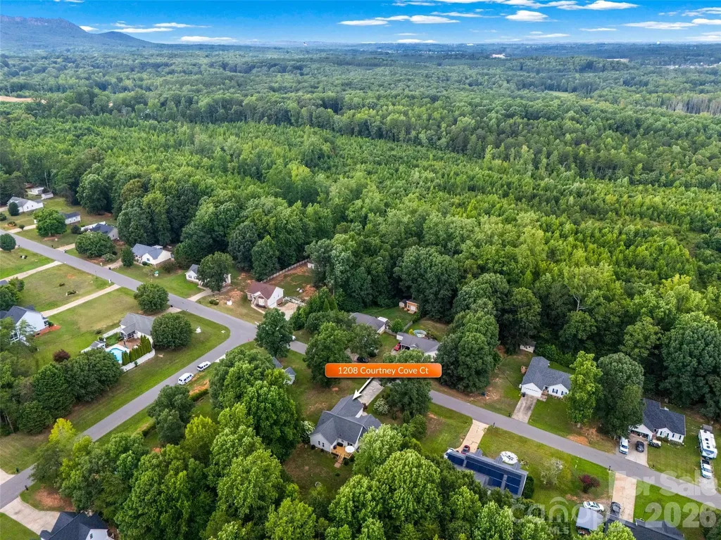 1208 Courtney Cove Court Gastonia NC 28052