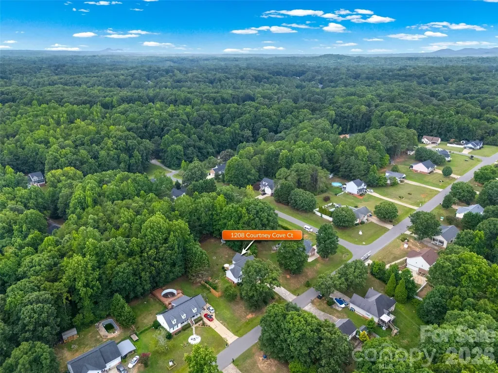 1208 Courtney Cove Court Gastonia NC 28052