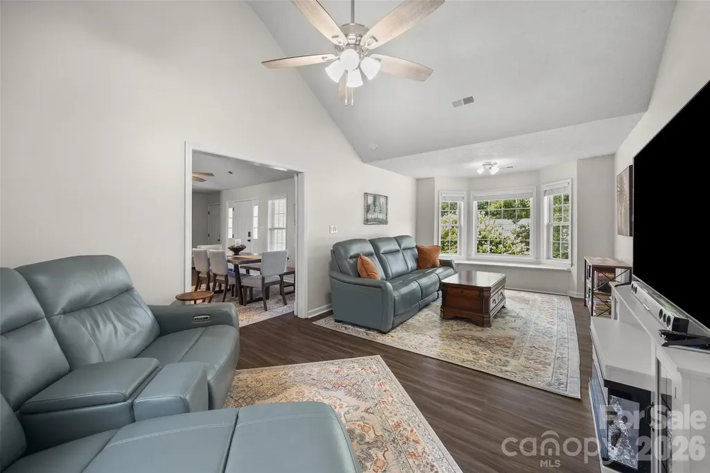 1208 Courtney Cove Court Gastonia NC 28052