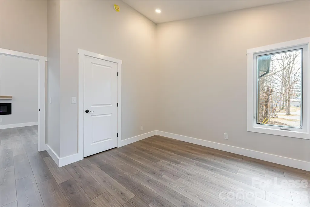 153-B Hackleburg Lane Hendersonville NC 28792