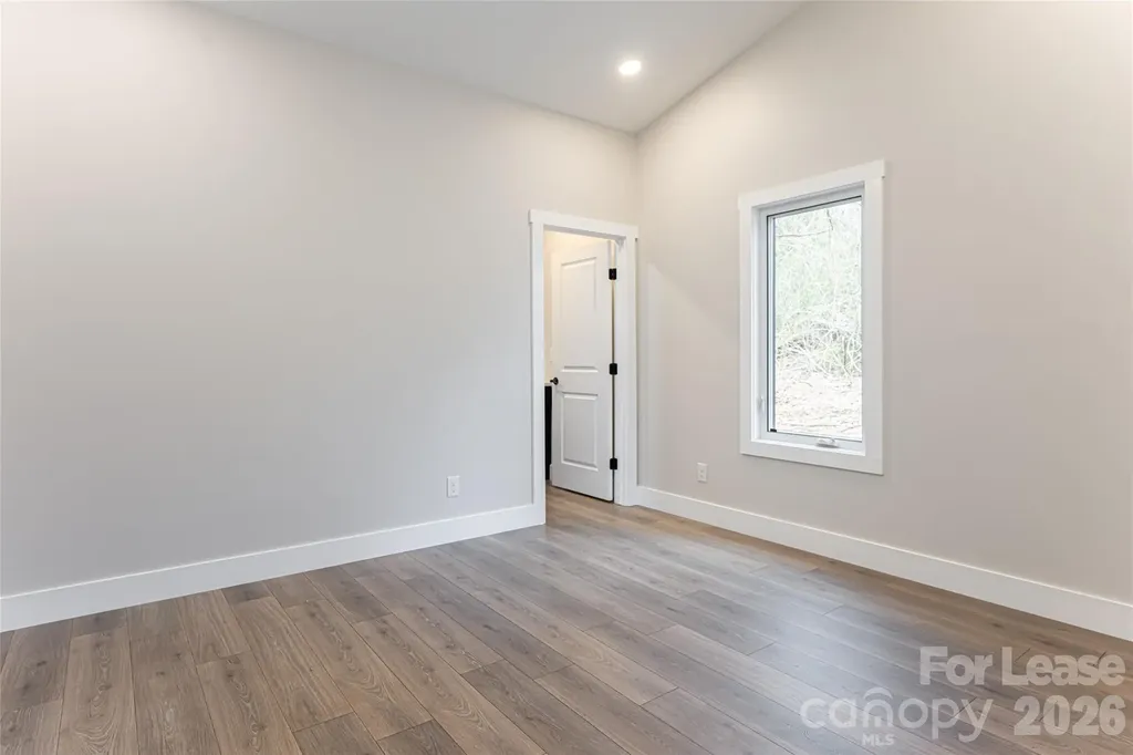 153-B Hackleburg Lane Hendersonville NC 28792