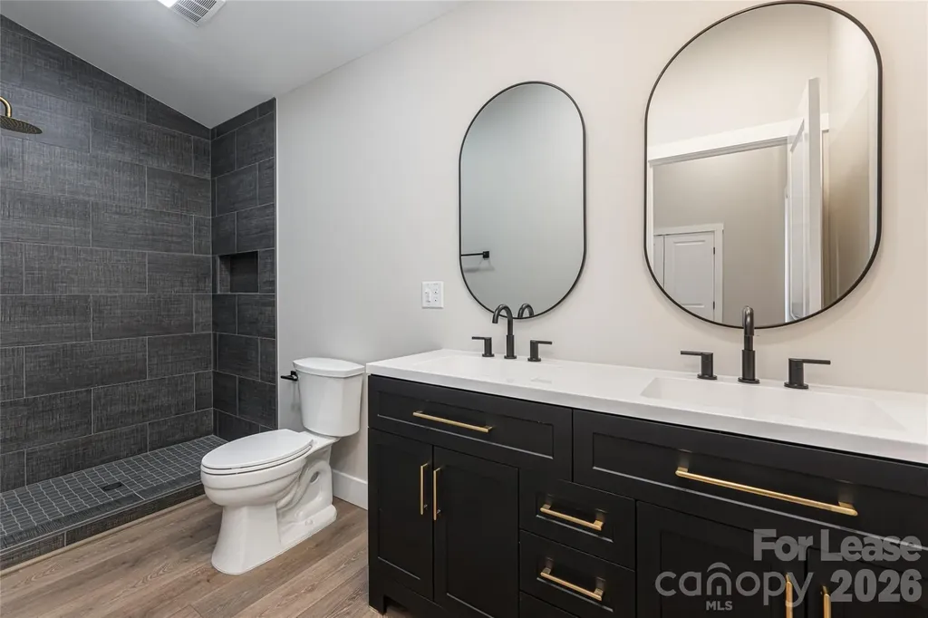 153-B Hackleburg Lane Hendersonville NC 28792