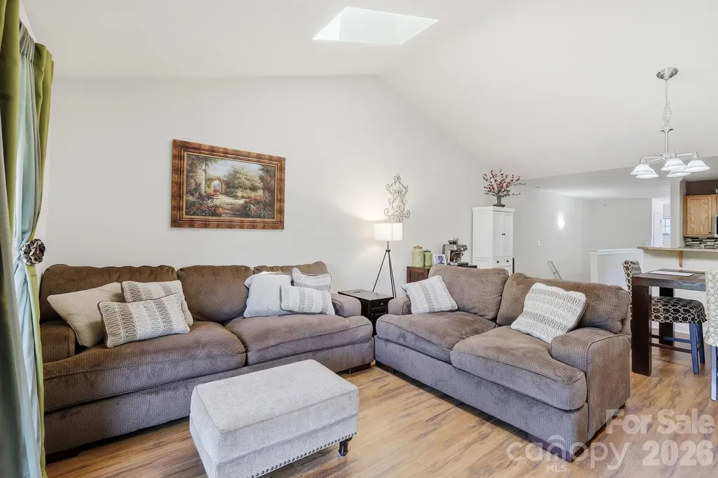 123 Foxden Drive Fletcher NC 28732