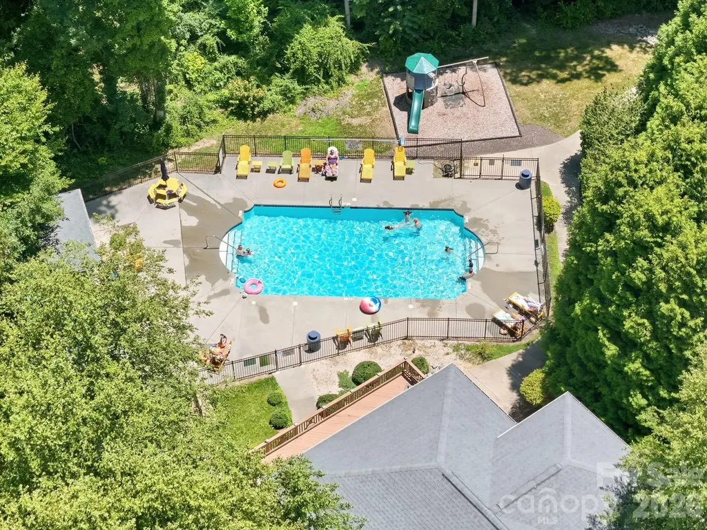 123 Foxden Drive Fletcher NC 28732