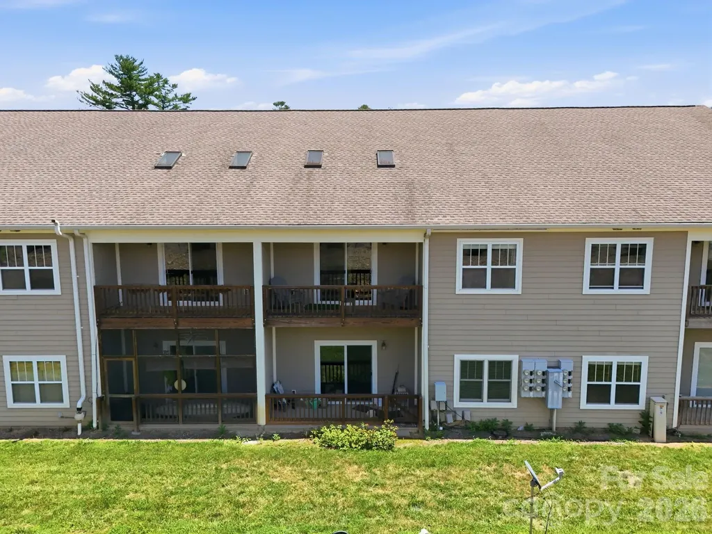 123 Foxden Drive Fletcher NC 28732