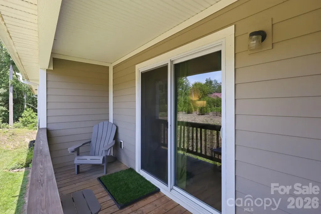 123 Foxden Drive Fletcher NC 28732