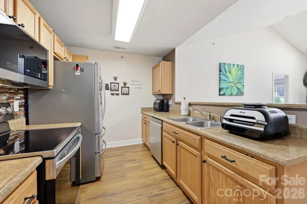 123 Foxden Drive Fletcher NC 28732