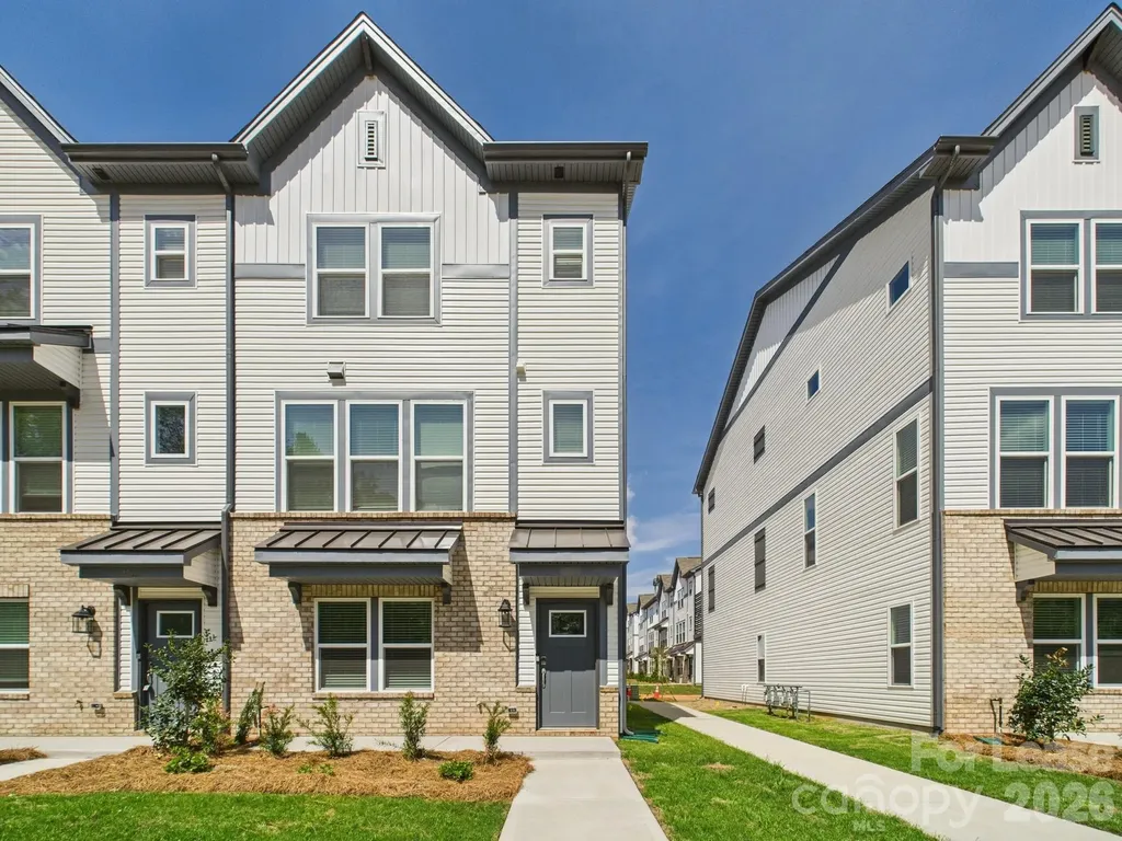 1623 Blanche Street Charlotte NC 28262