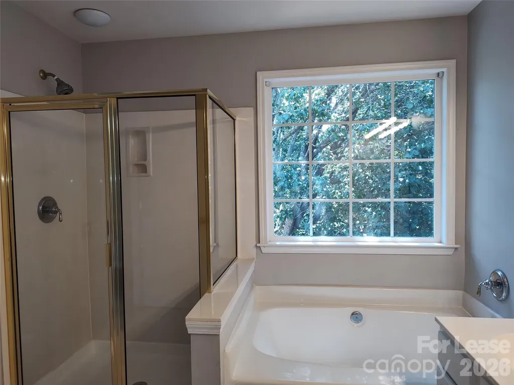 4018 Manor House Drive Charlotte NC 28270