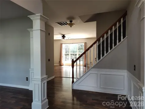 4018 Manor House Drive Charlotte NC 28270