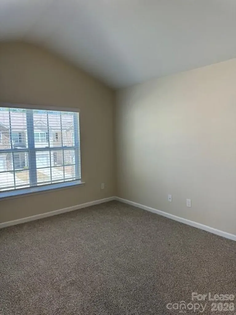 6049 Guildford Hill Lane E Charlotte NC 28215