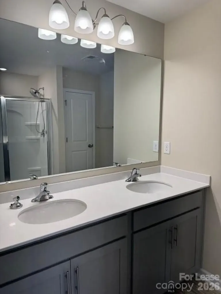 6049 Guildford Hill Lane E Charlotte NC 28215