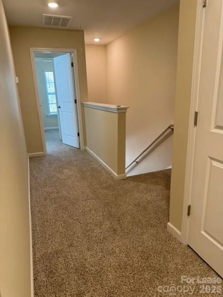 6049 Guildford Hill Lane E Charlotte NC 28215