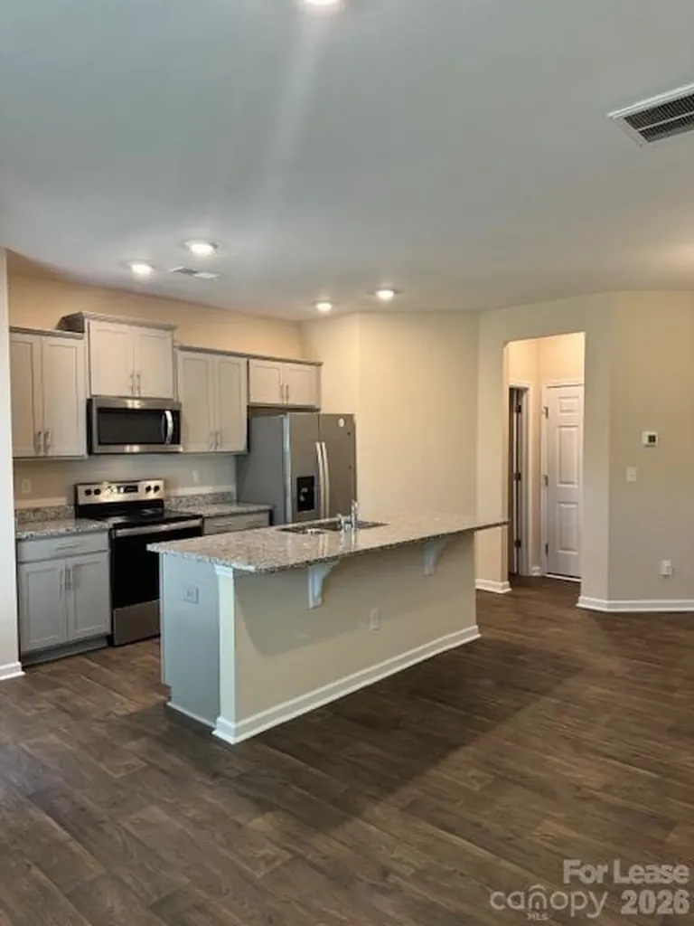 6049 Guildford Hill Lane E Charlotte NC 28215