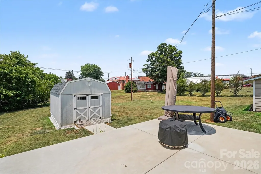 217 Cline Street Lawndale NC 28090