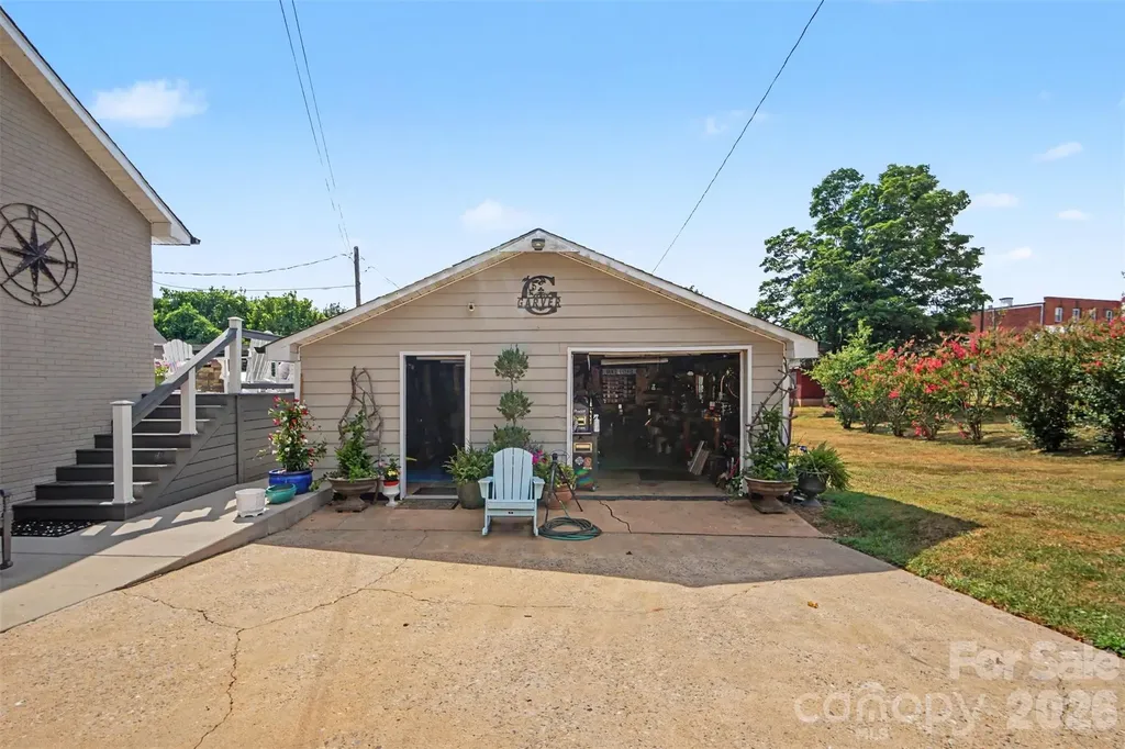217 Cline Street Lawndale NC 28090