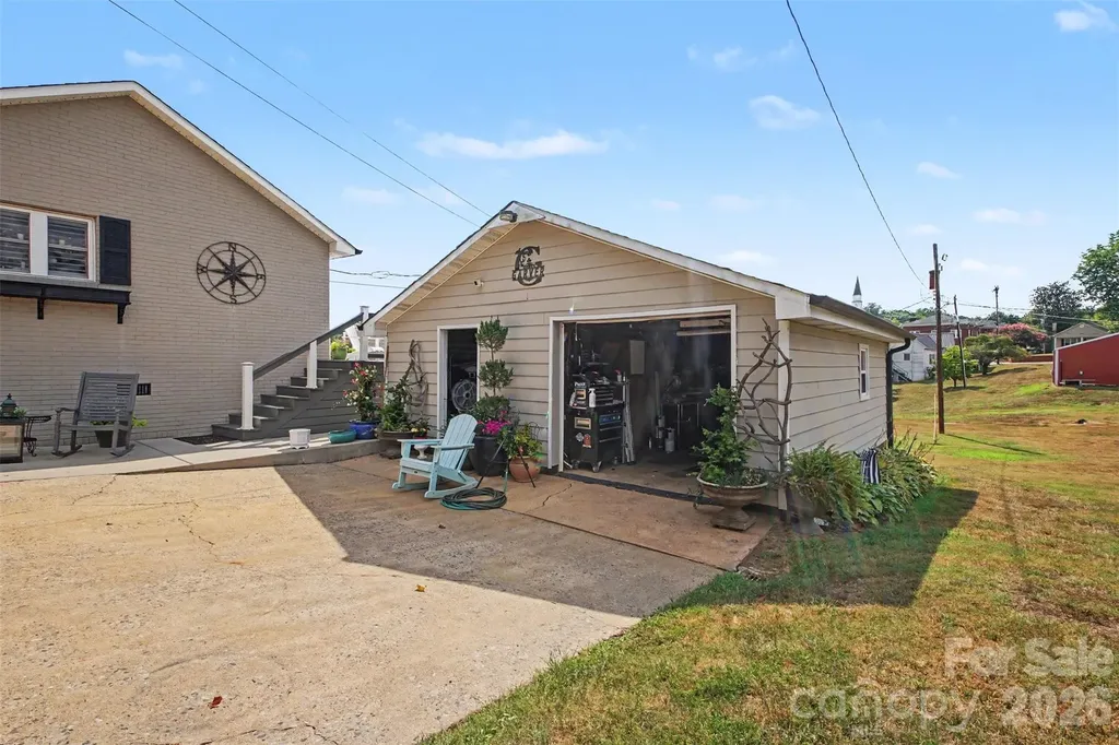 217 Cline Street Lawndale NC 28090