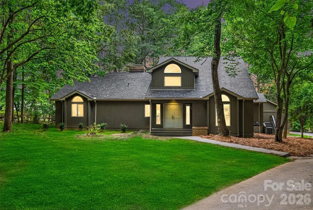 5042 Marci Lane Belmont NC 28012