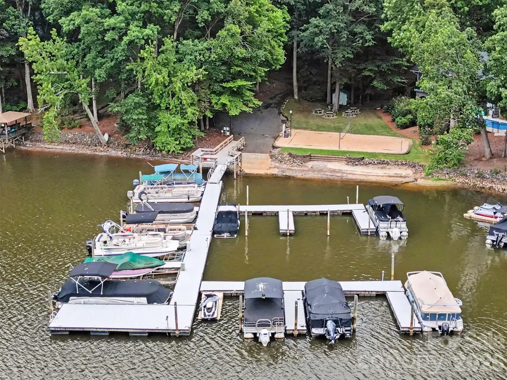 5042 Marci Lane Belmont NC 28012
