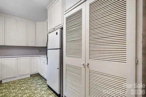 1335 36th Avenue Drive NE Hickory NC 28601