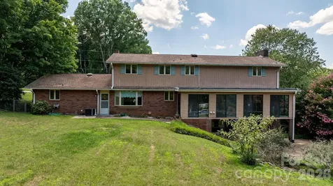 1335 36th Avenue Drive NE Hickory NC 28601