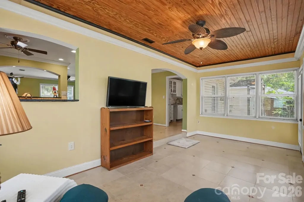 121 NW 1st Street Oak Island NC 28465