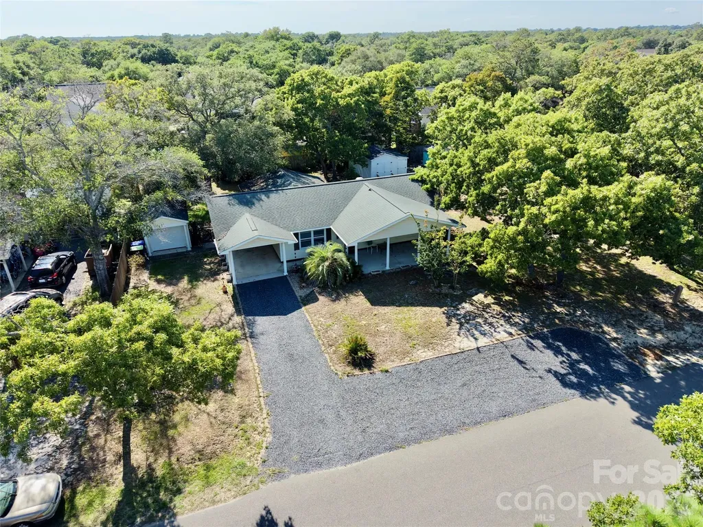 121 NW 1st Street Oak Island NC 28465