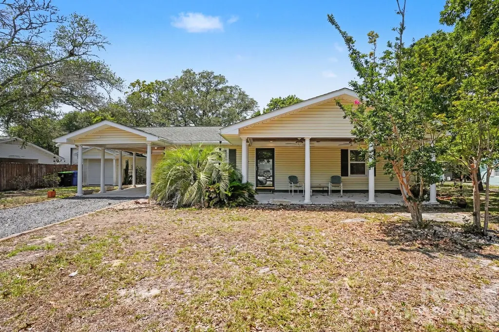 121 NW 1st Street Oak Island NC 28465