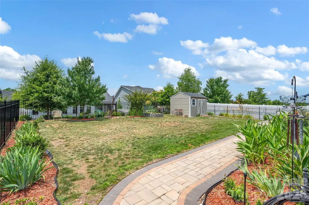11216 Vanguard Parkway Huntersville NC 28078