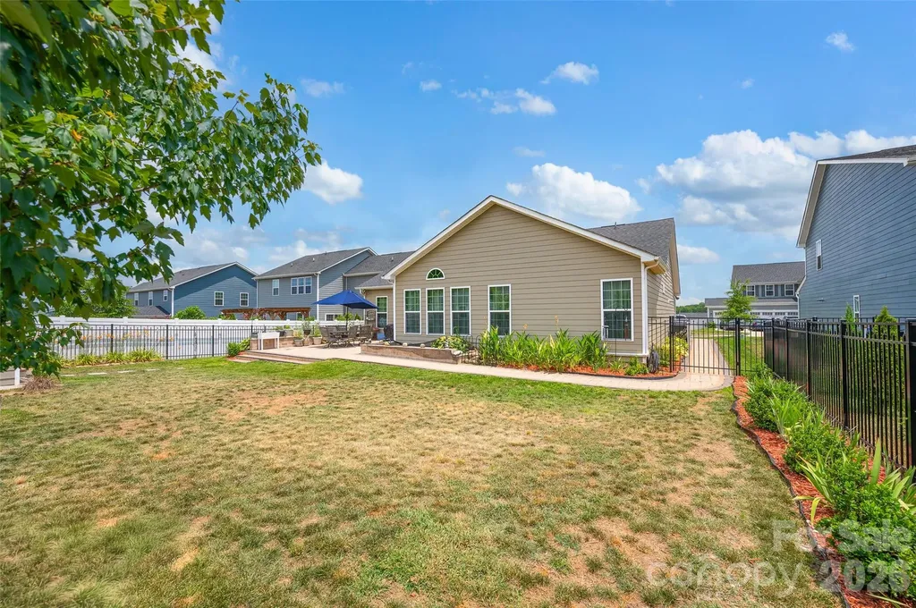 11216 Vanguard Parkway Huntersville NC 28078
