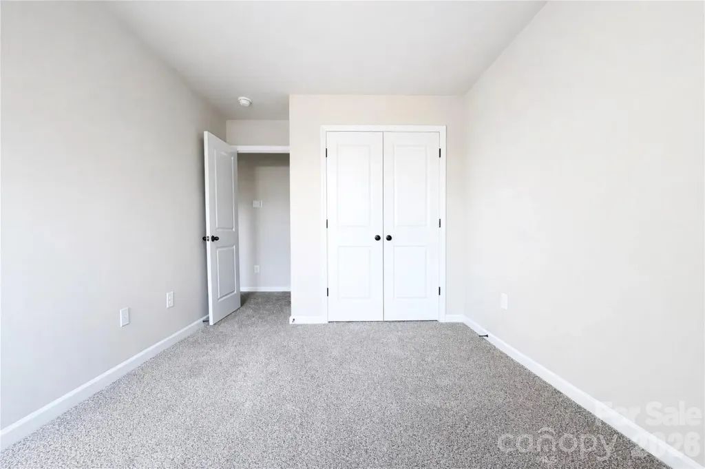 5941 Wallace Avenue Charlotte NC 28227