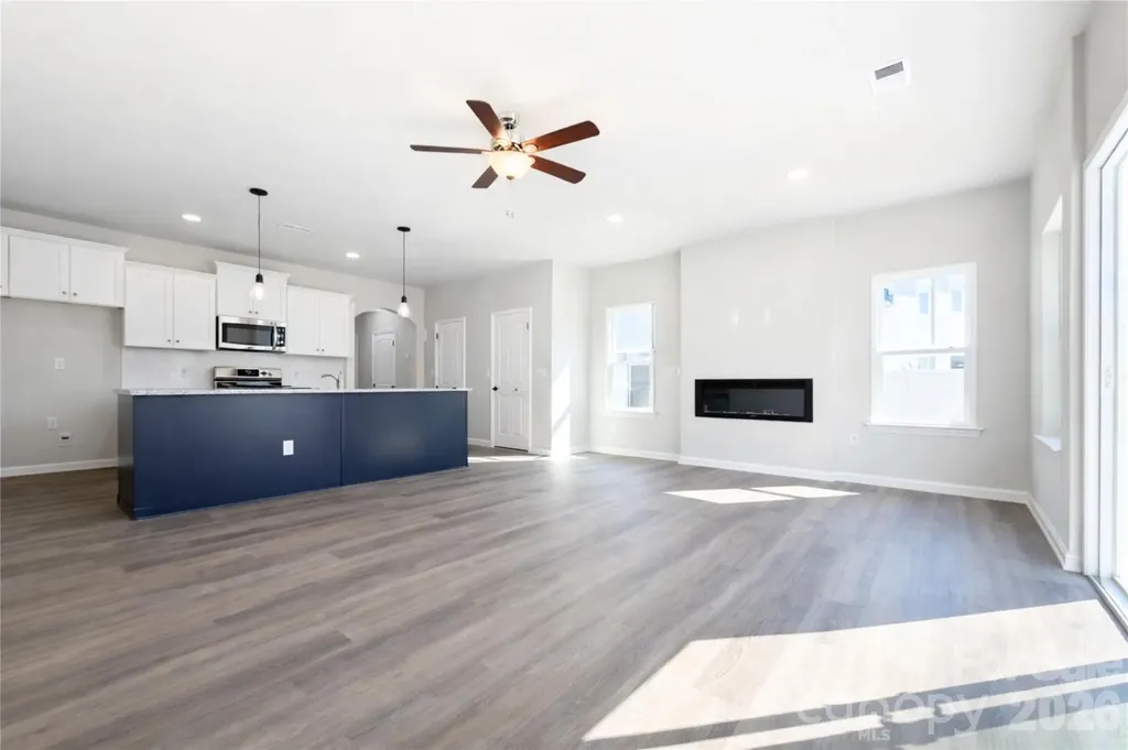 5941 Wallace Avenue Charlotte NC 28227