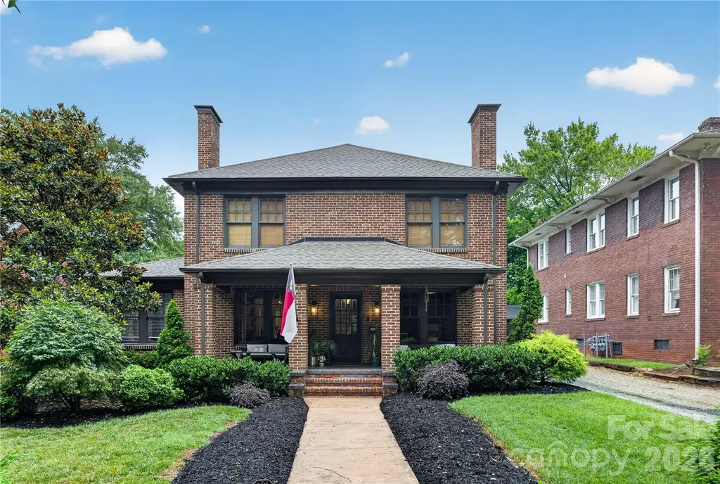 724 Grandin Road Charlotte NC 28208