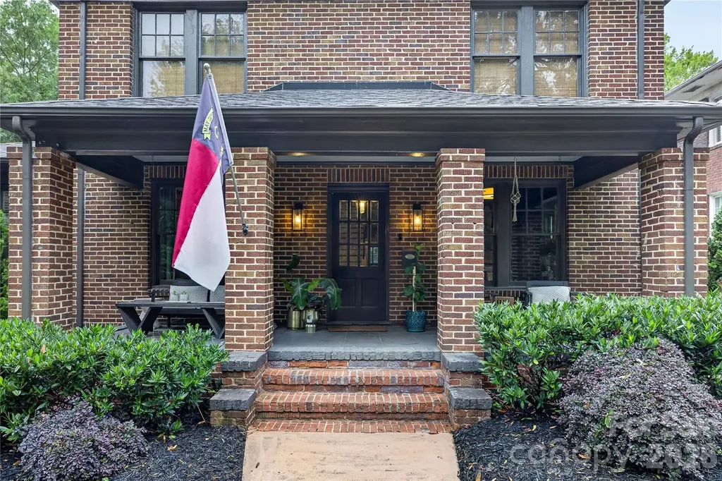724 Grandin Road Charlotte NC 28208