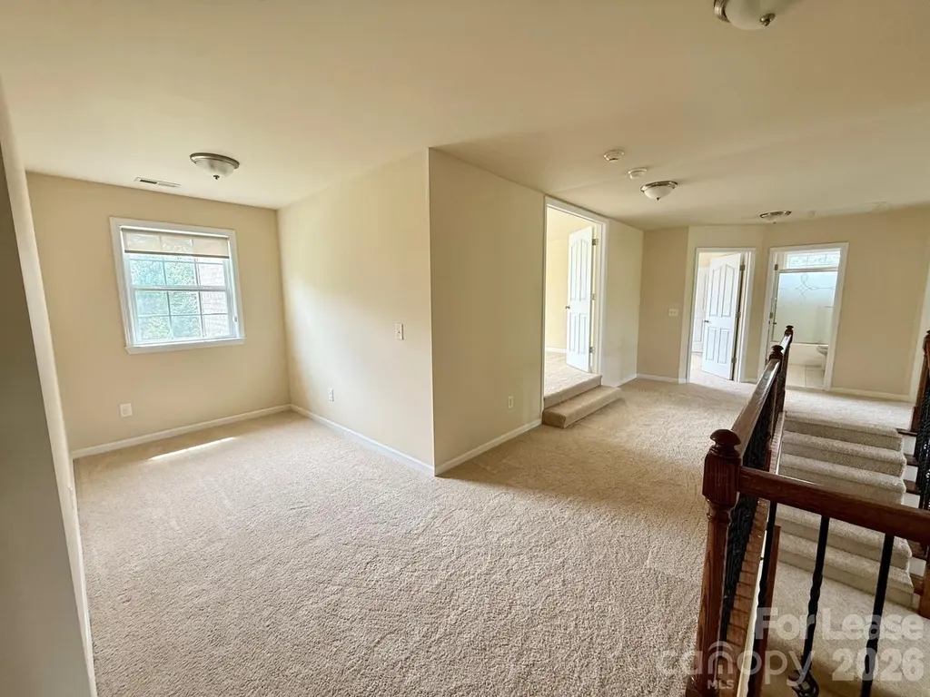 1009 Providence Forest Drive Matthews NC 28104