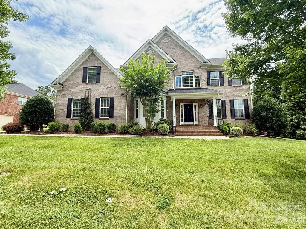 1009 Providence Forest Drive Matthews NC 28104