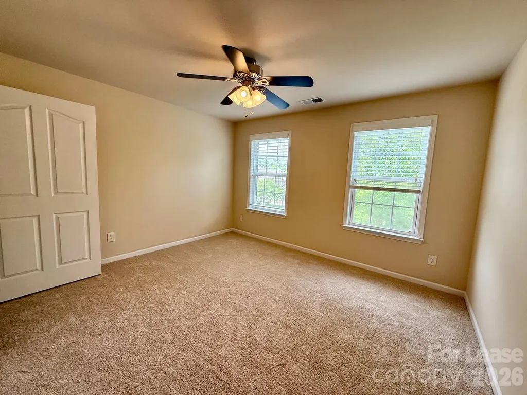 1009 Providence Forest Drive Matthews NC 28104
