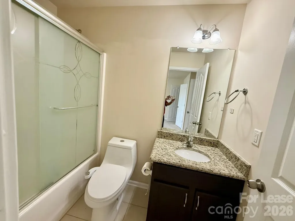 1009 Providence Forest Drive Matthews NC 28104