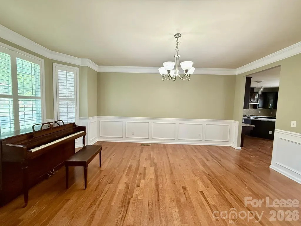 1009 Providence Forest Drive Matthews NC 28104