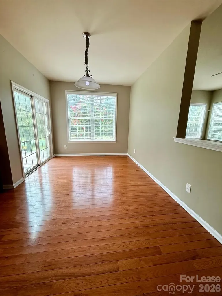 1009 Providence Forest Drive Matthews NC 28104