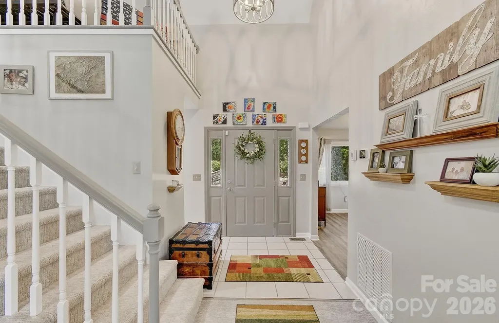 28 Secretariat Drive Hendersonville NC 28792