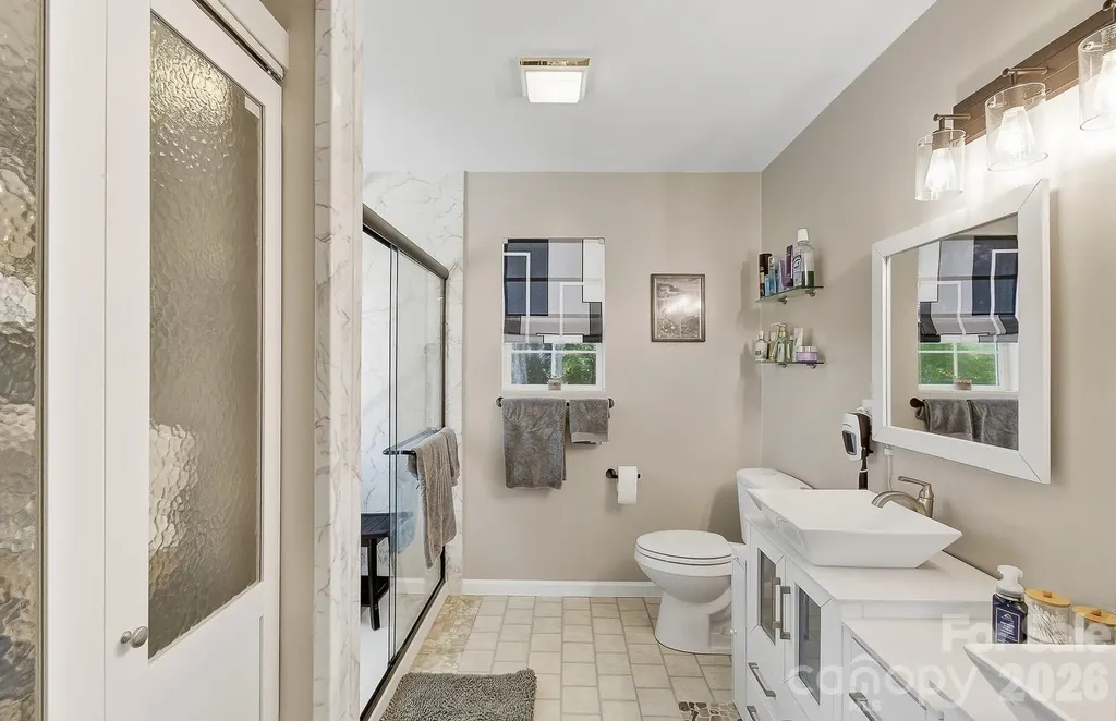 28 Secretariat Drive Hendersonville NC 28792